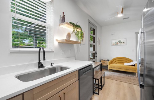 Charlotte Park House | Luxury modern newly built 1bd/1ba, EV charger, 15mi BNA 7mi Broadway 6mi Vandy