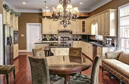 Summerfield House | Luxury on the Lake: Greensboro Vacation Rental