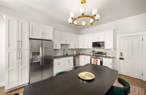 Pendleton Apartment | Luxury Parkside 2BR w Views | Walk to Everything