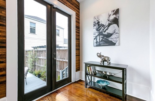 Faubourg Lafayette House | Luxury Townhouse close to FQ & City Hot Spots