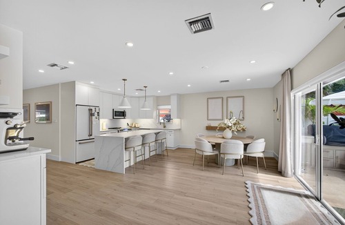 Old Northwood Historic District House | Luxury WPB 4BR Oasis with Private Pool & BBQ