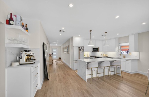 Old Northwood Historic District House | Luxury WPB 4BR Oasis with Private Pool & BBQ