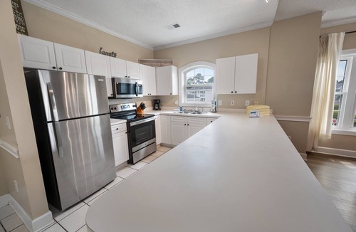 Central Myrtle Beach Condo | Magnolia North 3BR/2BA | Pool View Condo Near Beach, Golf & Broadway at the Beach