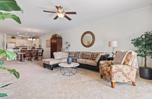 Central Myrtle Beach Condo | Magnolia Pointe Condo with pool access and private balcony