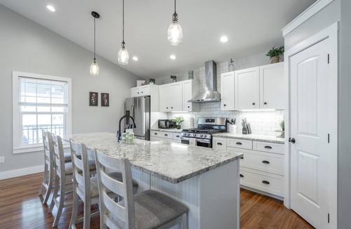 Chattanooga Valley Apartment | Magnolia |Stylish farmhouse Apartment|Dogs welcome
