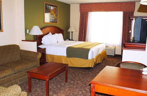 Commerce Hotel | Magnuson Hotel Commerce