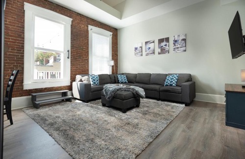 St. Charles Apartment | Main Street Apartment For up to 8 guests!