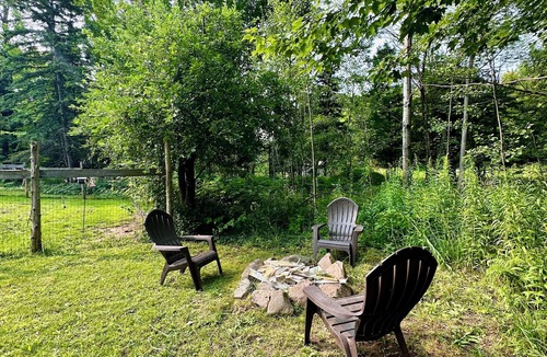 Marquette House | Marquette home centric to best hiking/biking trails, and beaches. Pet-friendly.