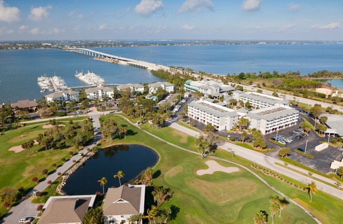 Stuart Hotel | Marriott Hutchinson Island Beach Resort, Golf & Marina