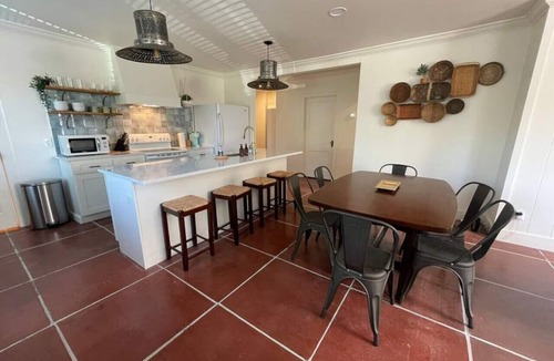Knoxville House | Martin Mill Santa Fe Inspired Bungalow- 5 minutes to downtown