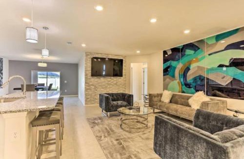 Port Saint Lucie House | Massive 4 bedroom close to the Beach with a pool
