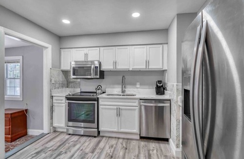Lochearn House | Massive new construction home in a great community!
