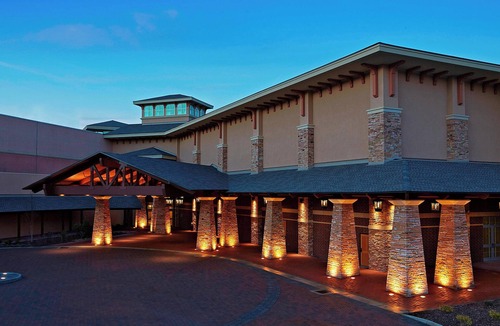 Kingsport Resort | MeadowView Conference Resort & Convention Center