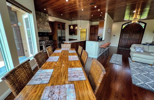 Lansing Cabin | MEMORIAL DAY AVAIL Mount Ever After-4BR/4BA Luxury Home w/Hot Tub