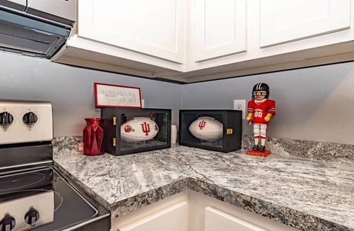 Bloomington Apartment | Memorial Field Lodge - 4 Bd Townhome by IU Sports