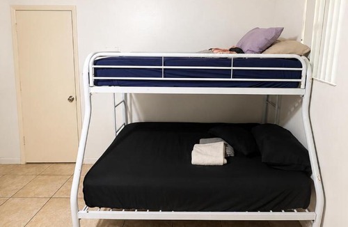 East Little Havana Hostel | Miami City Hostel