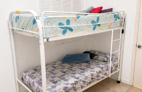 East Little Havana Hostel | Miami City Hostel