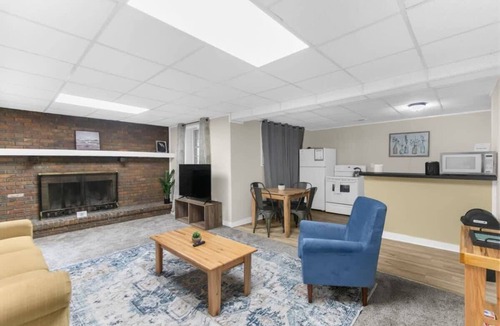 Forestdale House | Miami Family Friendly in Forestdale