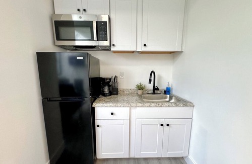 East Little Havana Apartment | Miami Studio Unit Near Brickell & Close to Beach