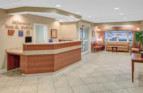 Hattiesburg Hotel | Microtel Inn & Suites by Wyndham Hattiesburg