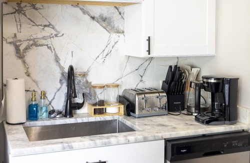 Medical District Apartment | Midtown Apartment 1BR in Memphis