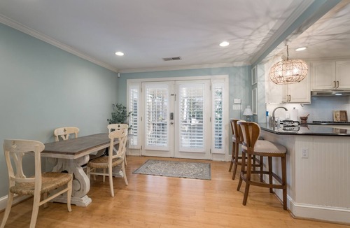 Rock Hill House | Milton House Cozy and Elegant 3/2
