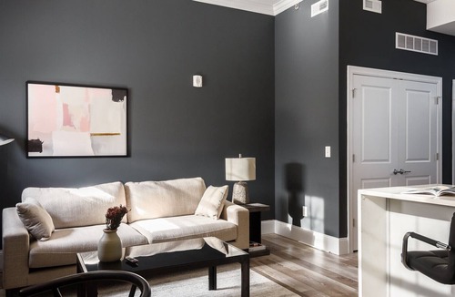 Lafayette Square Apartment | Mins to Downtown, Ballpark, Arch | Free Parking + W&D | Zencity