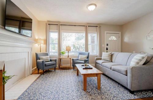 Columbia House | Mins to USC, Hospital, Zoo! Columbia Duet- 2 Units