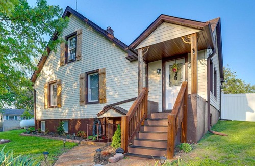 Imperial House | Missouri Wine Country Retreat w/Hot Tub & BBQ