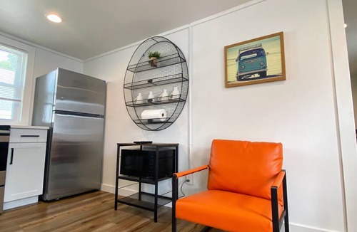 Ludington Apartment | Mitten Flats #2 - 1 Block to the beach! Hot Tub!