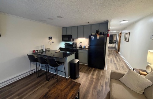 Snowshoe Condo | ML117 Convenient 1st Floor Condo, Gated Deck
