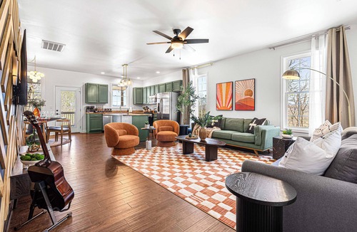Candler House | Mntn & Asheville Views! Movie Theater! Game Rm! Hot Tub! Fire Pit! Pets Welcome!