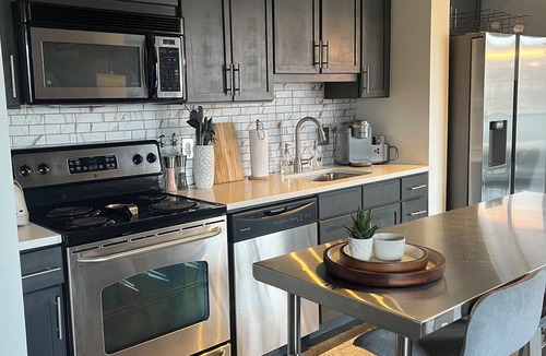 Old Fourth Ward Condo | Modern 2-bedroom condo, 2 bath condo in prime Atlanta Beltline location