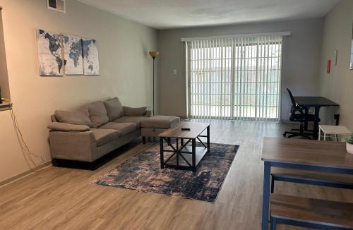 Crestline Heights Apartment | Modern 2 BR APT, Near Hospital & UAB, WiFi