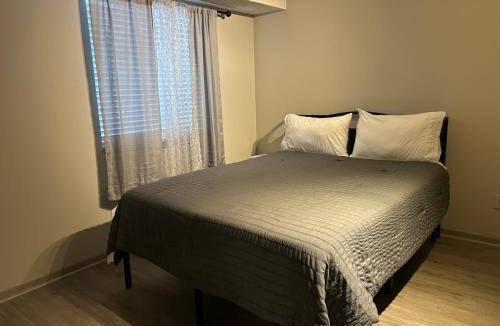 Crestline Heights Apartment | Modern 2 BR APT, Near Hospital & UAB, WiFi