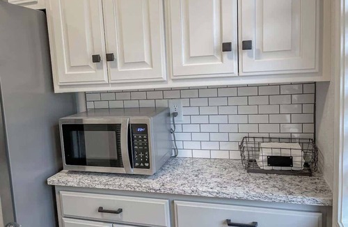 Bella Vista Condo | Modern 2BR Townhouse - Near Bike Trails & Golf