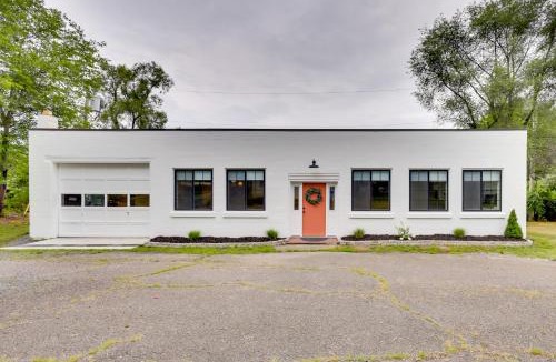 Harrisonburg House | Modern 3BR Home Near JMU - EMU | Sleeps 6