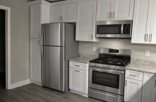 Lithonia House | Modern 4BR Retreat + Private Suite Near ATL