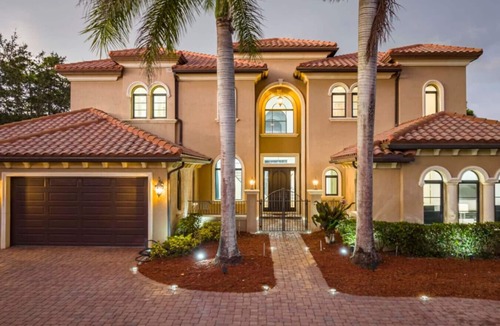 Palm Beach Country Estates House | Modern 8BR Mansion | 6,500 SF, Pool, Cinema