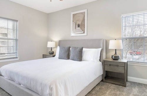 McDonough Apartment | Modern Apartment in Prime Location (ID6499X34)