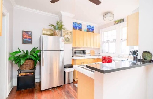 Wesley Heights House | Modern Bungalow Downtown Music & Wine Themed