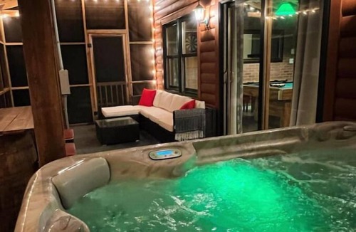 Fairview Cabin | Modern cabin, minutes from downtown Asheville & Biltmore