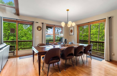 Fairview Cabin | Modern cabin, minutes from downtown Asheville & Biltmore