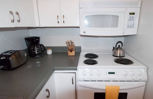 Richland Condo | Modern Condo w/Free Yoga, Close to Downtown! Good Bed, Keyless Entry