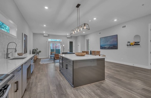 Chestnut Hill Condo | Modern condo with stunning views, central location & vibrant city vibes