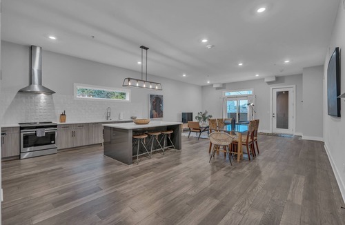 Chestnut Hill Condo | Modern condo with stunning views, central location & vibrant city vibes