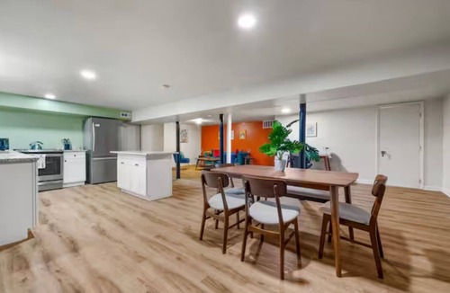 Tucker Apartment | Modern & Cozy Basement Apartment Minutes to Duluth