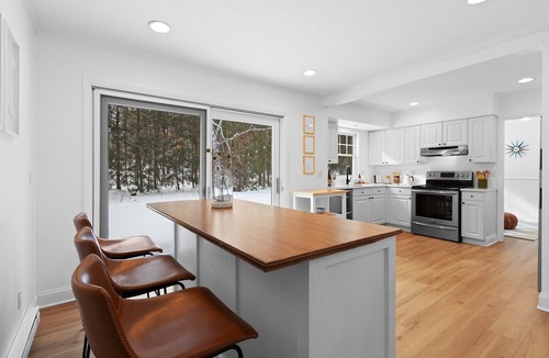 Sister Bay House | Modern Dörr, Retreat Downtown Sister Bay