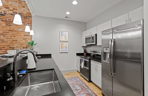 Spartanburg Apartment | Modern Downtown Spartanburg Apartment B | Walkable Patio