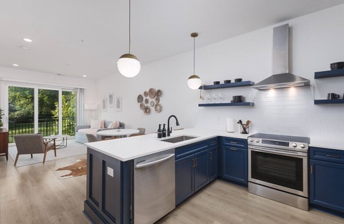 Cleveland Park House | Modern East Nashville Condo -3 Miles to Downtown